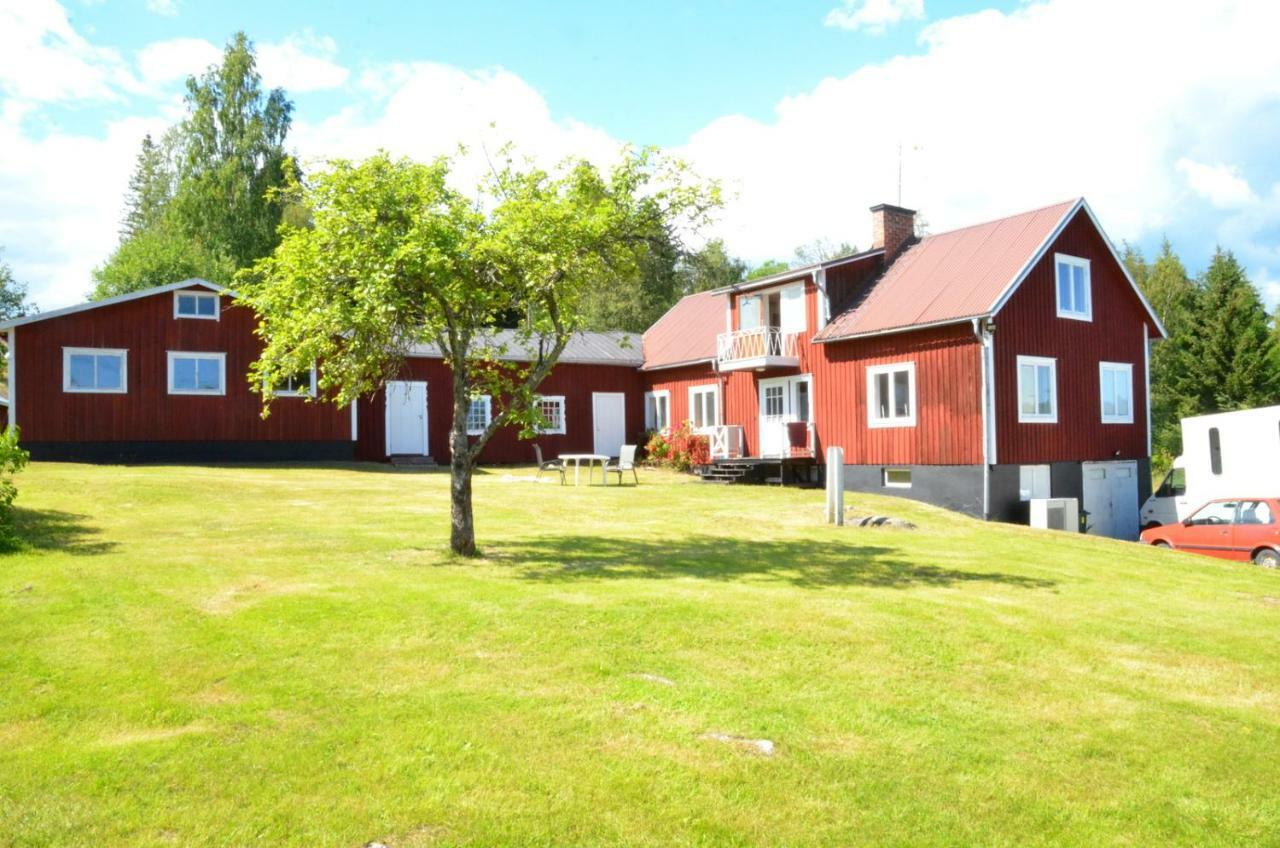Ett Hus Med 3 Sovrum Med Supersnabba Internet Fiberanslutningen 1000Mb-100Mb I Hoeg, 7 Minuter Fran Худиксвалль Экстерьер фото